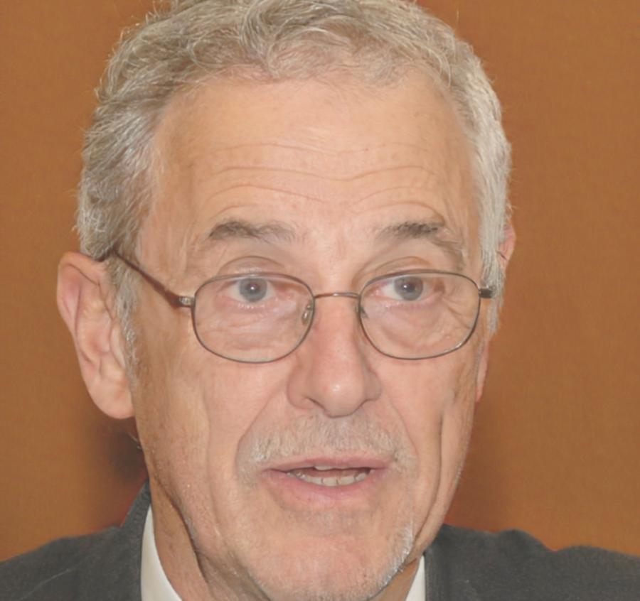 Dr. Marcus Weber, Finanzexperte
